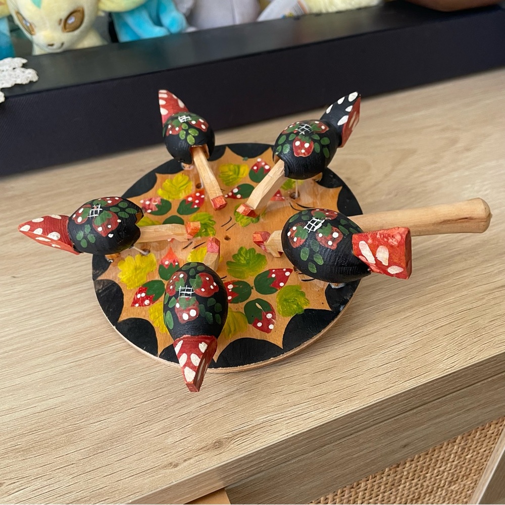 Russian Khokhloma Hand-Painted Wooden Pecking Hens Folk Art Toy